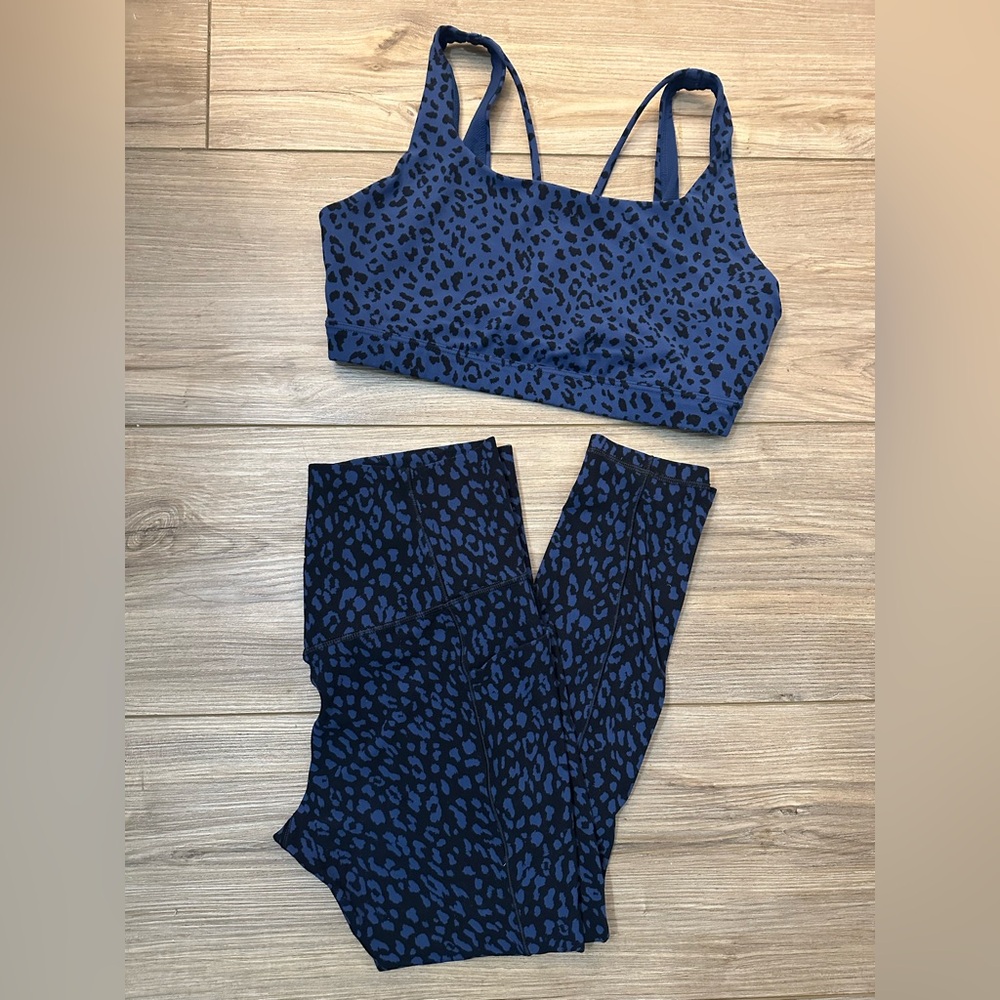 Athleta Black and Blue Animal Print Salutation Stash leggings and bra size med